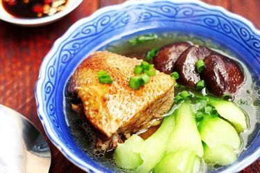 Vịt tiềm là gì?