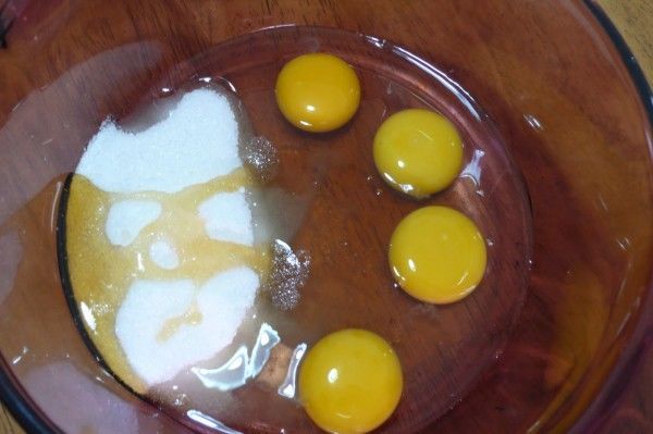 đánh trứng
