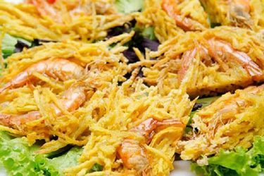 Bánh tôm Hồ Tây