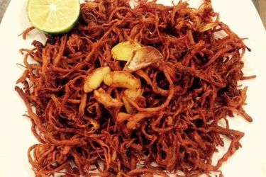 Thịt lợn giả bò khô