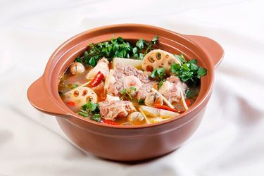 Lẩu đuôi bò