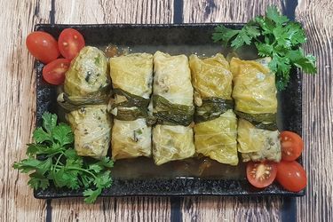 Bắp cải cuốn thịt